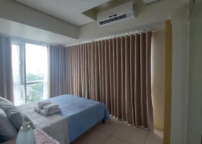 De Luxe, Standard And -the Breeze Residences-close To Airport,mall Of Asia, Us Embassy Appartement *