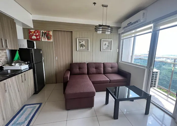 De Luxe, Standard And -the Breeze Residences-close To Airport,mall Of Asia, Us Embassy Appartement