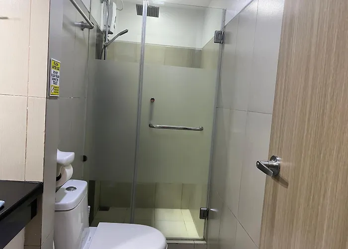 De Luxe, Standard And -the Breeze Residences-close To Airport,mall Of Asia, Us Embassy Appartement
