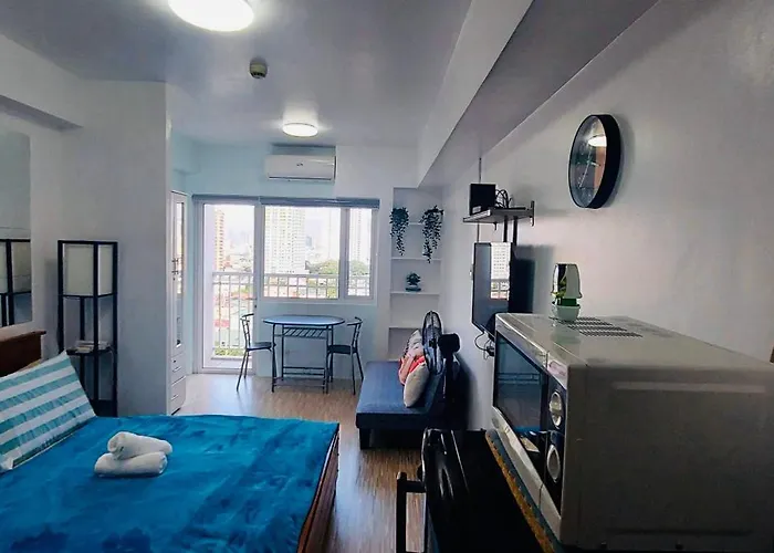 De Luxe, Standard And -the Breeze Residences-close To Airport,mall Of Asia, Us Embassy Appartement