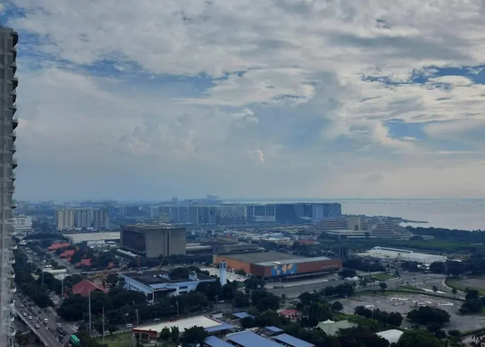 De Luxe, Standard And -the Breeze Residences-close To Airport,mall Of Asia, Us Embassy Appartement Manille