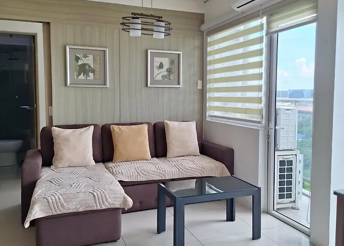 De Luxe, Standard And -the Breeze Residences-close To Airport,mall Of Asia, Us Embassy *
