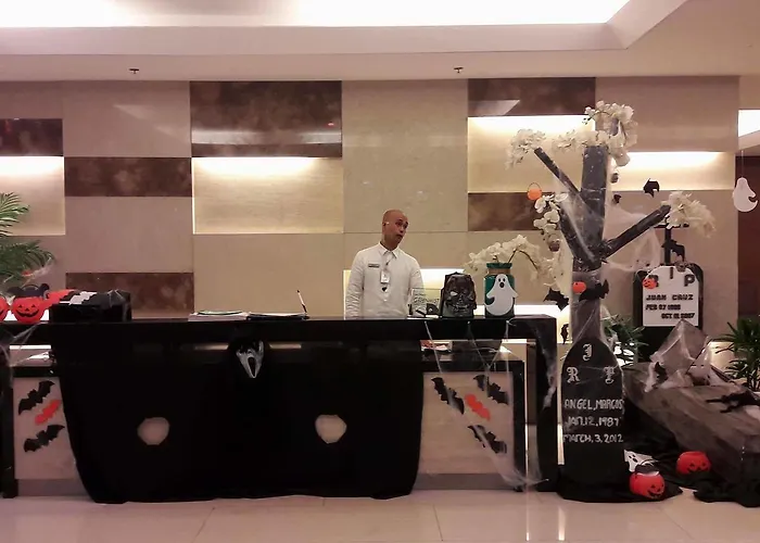 De Luxe, Standard And -the Breeze Residences-close To Airport,mall Of Asia, Us Embassy *